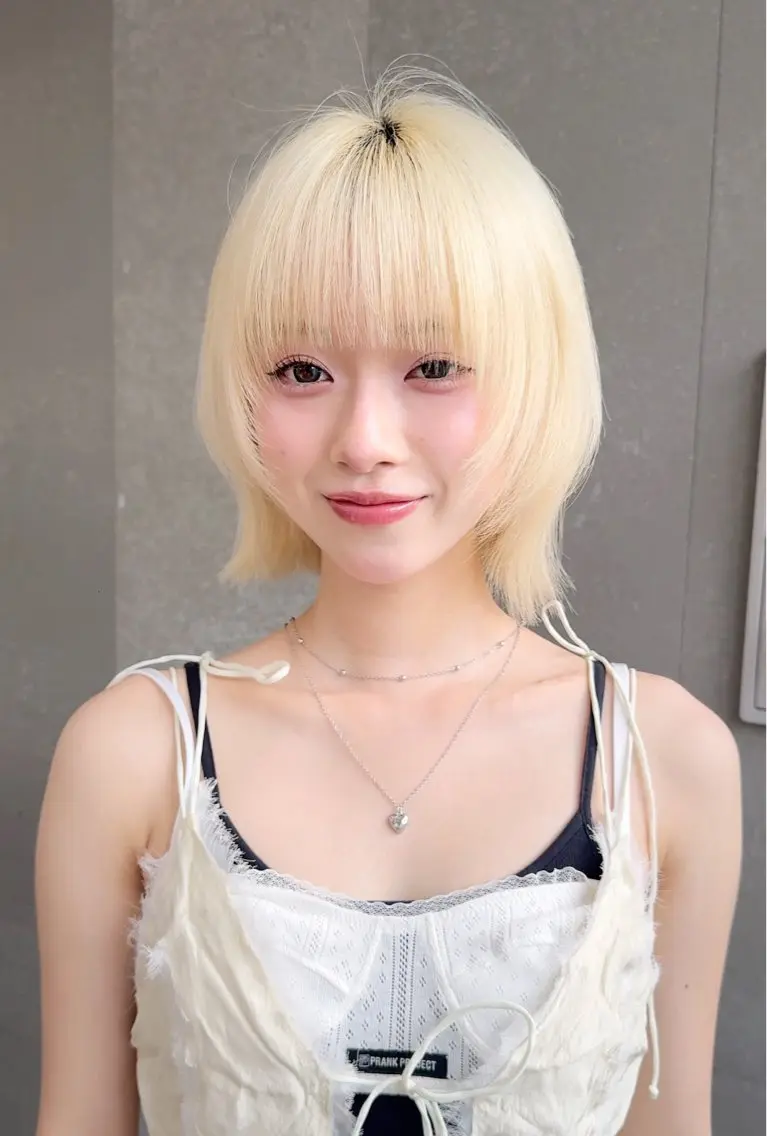 ショート カラー ヘアカラー トリートメント Lond Le'a /ハイトーンカラーのヘアスタイル