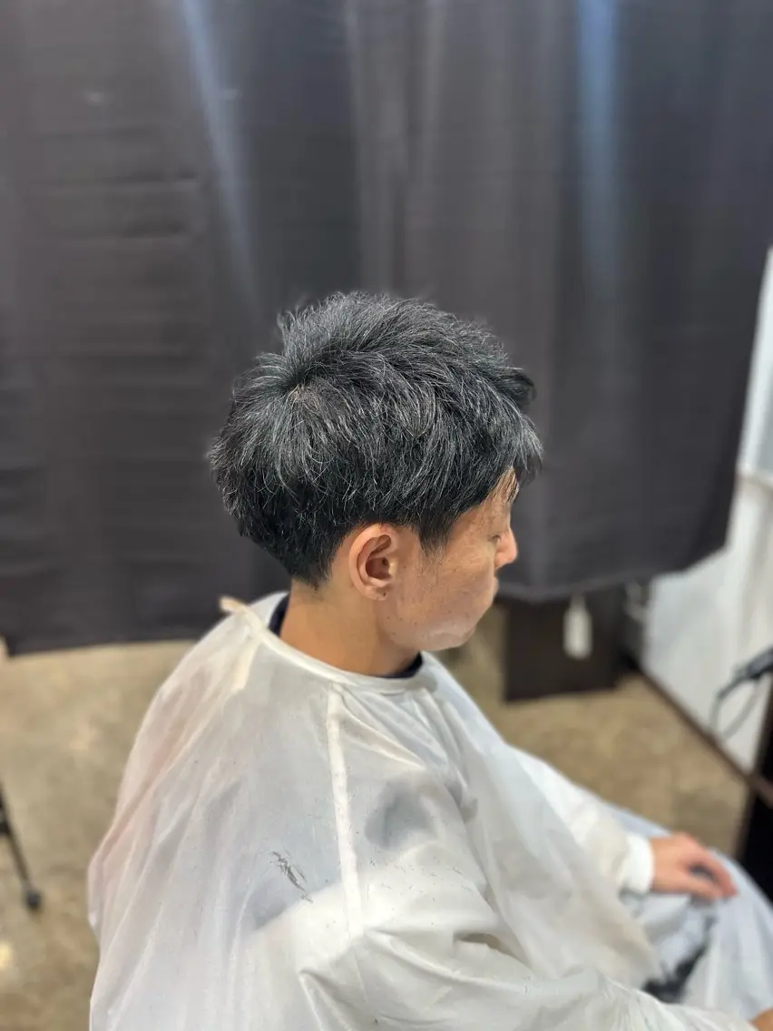 メンズ メンズショート TOMOMI /フロレゾンのヘアスタイル