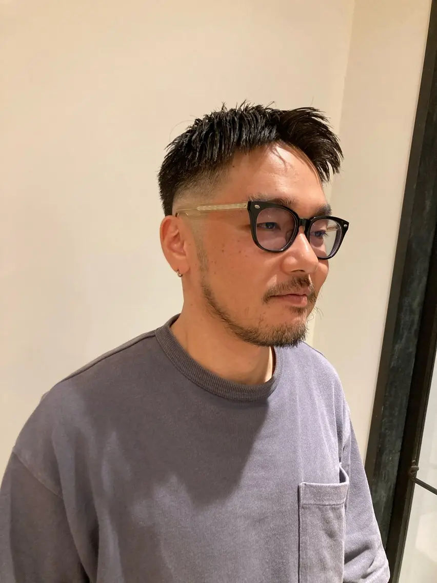 ショート メンズ フェードカット 刈り上げ 高木 玲奈のヘアスタイル