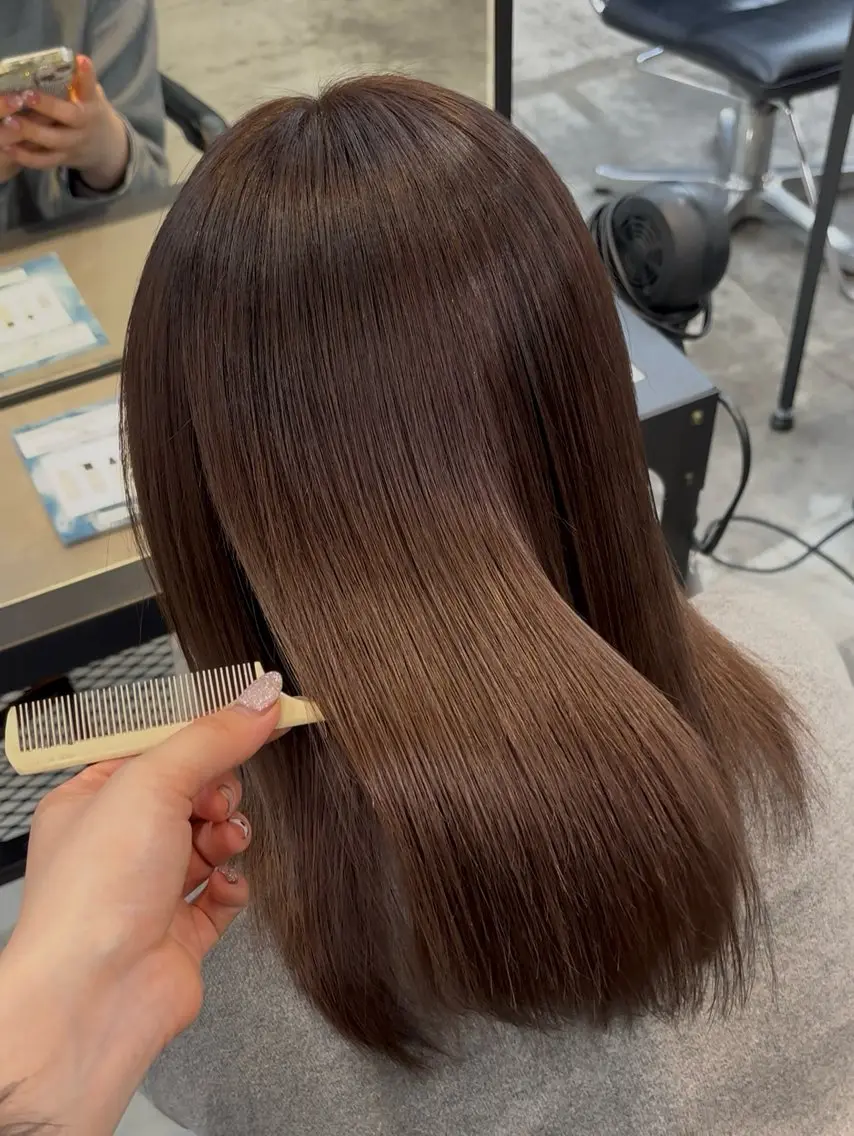 ミディアム カラー 髪質改善 トリートメント トリートメント レイヤー sala 推しカラー職人🎀のヘアスタイル