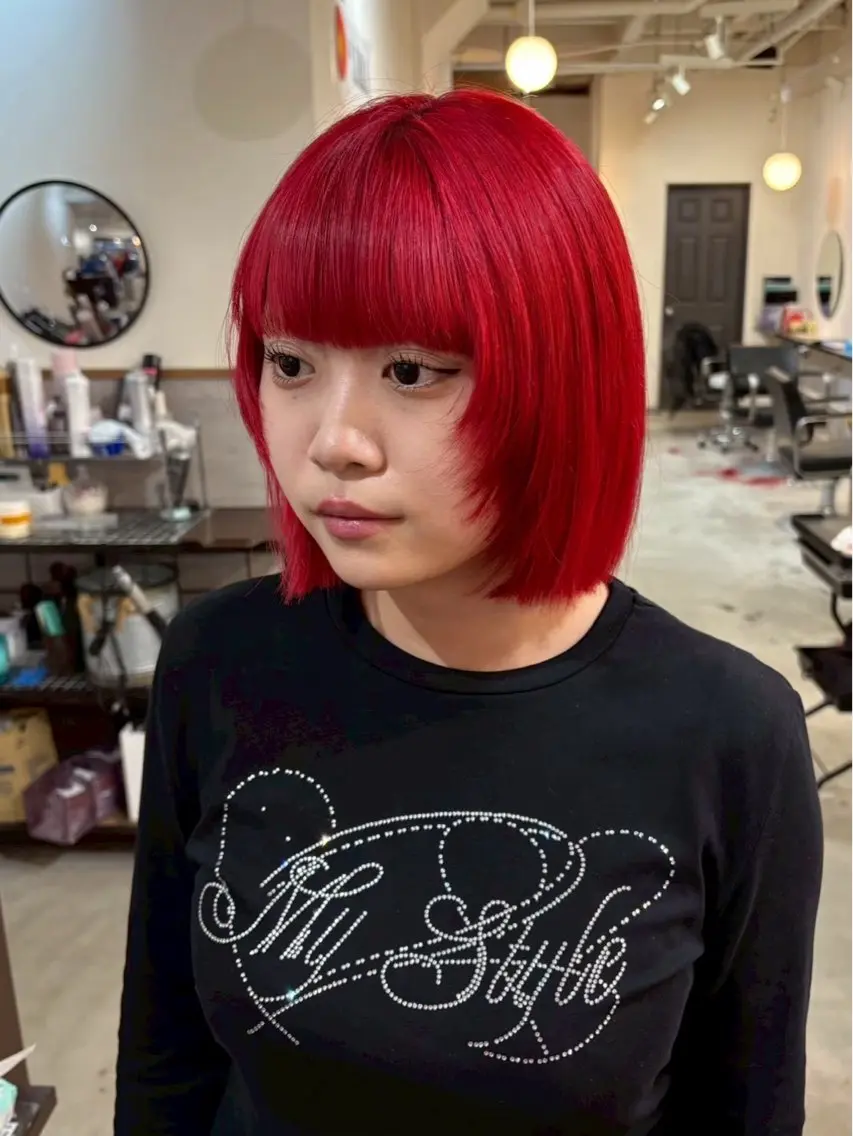 ショート カラー LUCK ユナのヘアスタイル