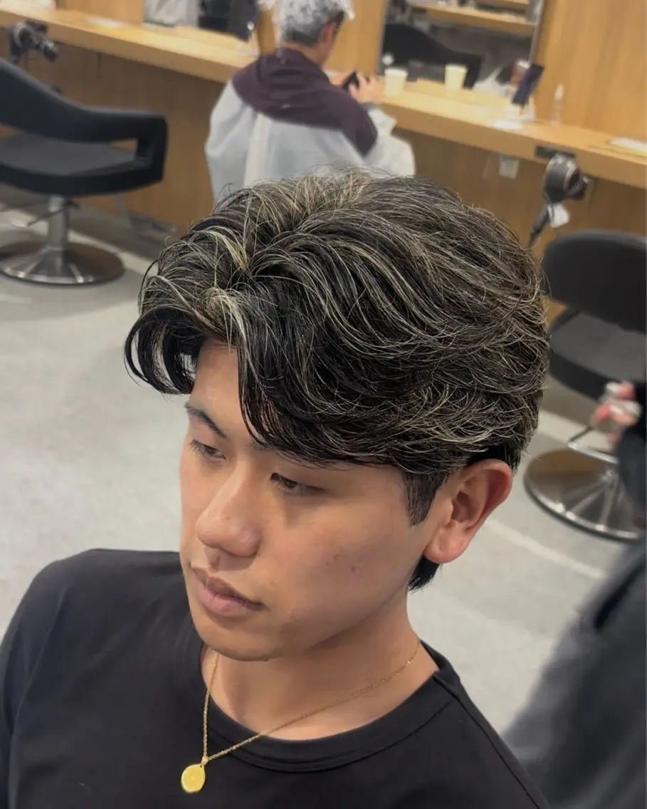 ショート カラー パーマ ハイライトカラー ハイライト カット ヘアカラー パーマ のぶ/ 🔥メンズ特化🔥のヘアスタイル