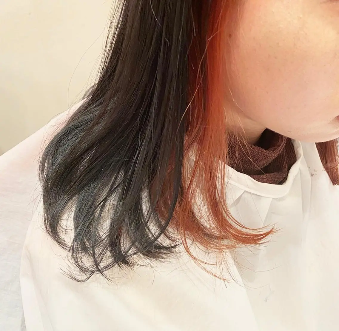 ミディアム カラー アッシュ レッドカラー 🌈🌸あおき みちる🌟💗のヘアスタイル