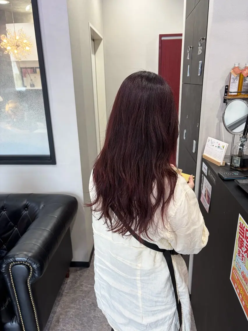 ロング カラー カット ヘアカラー 友滝 真菜美のヘアスタイル