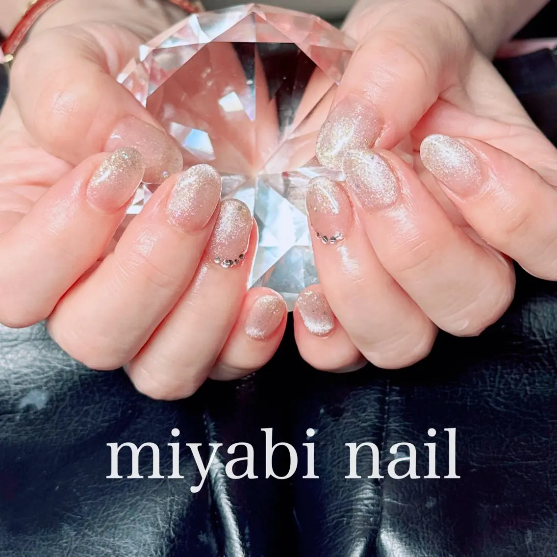 ネイル アートネイル ブラウン ジェルネイル マグネットネイル 持ち込み ハンドネイル miyabi nail 桂川駅近くのネイルデザイン