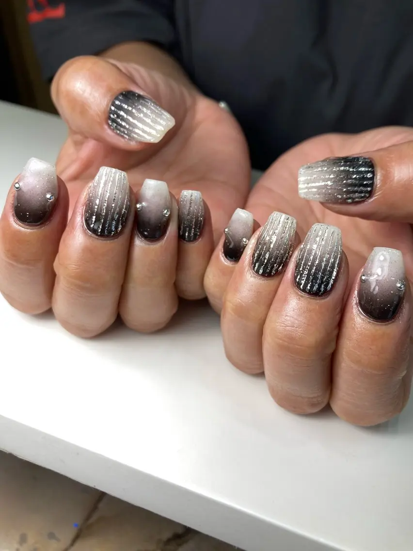 ネイル Legit nail salonのネイルデザイン