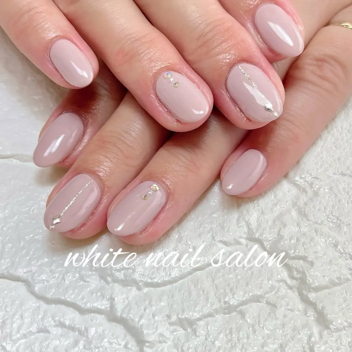 ネイル ラメ(グリッター) ハンドネイル white nail salonのネイルデザイン