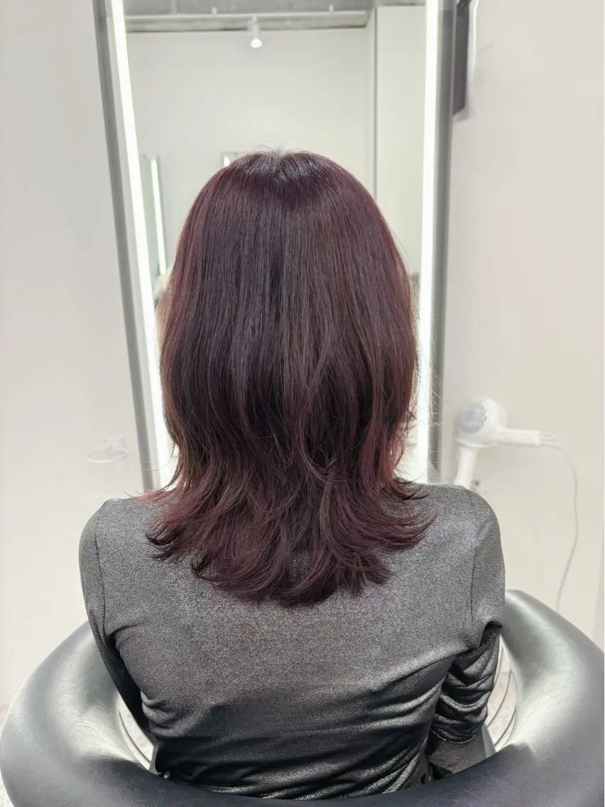 ロング カラー ヘアカラー 中山 ちかのヘアスタイル