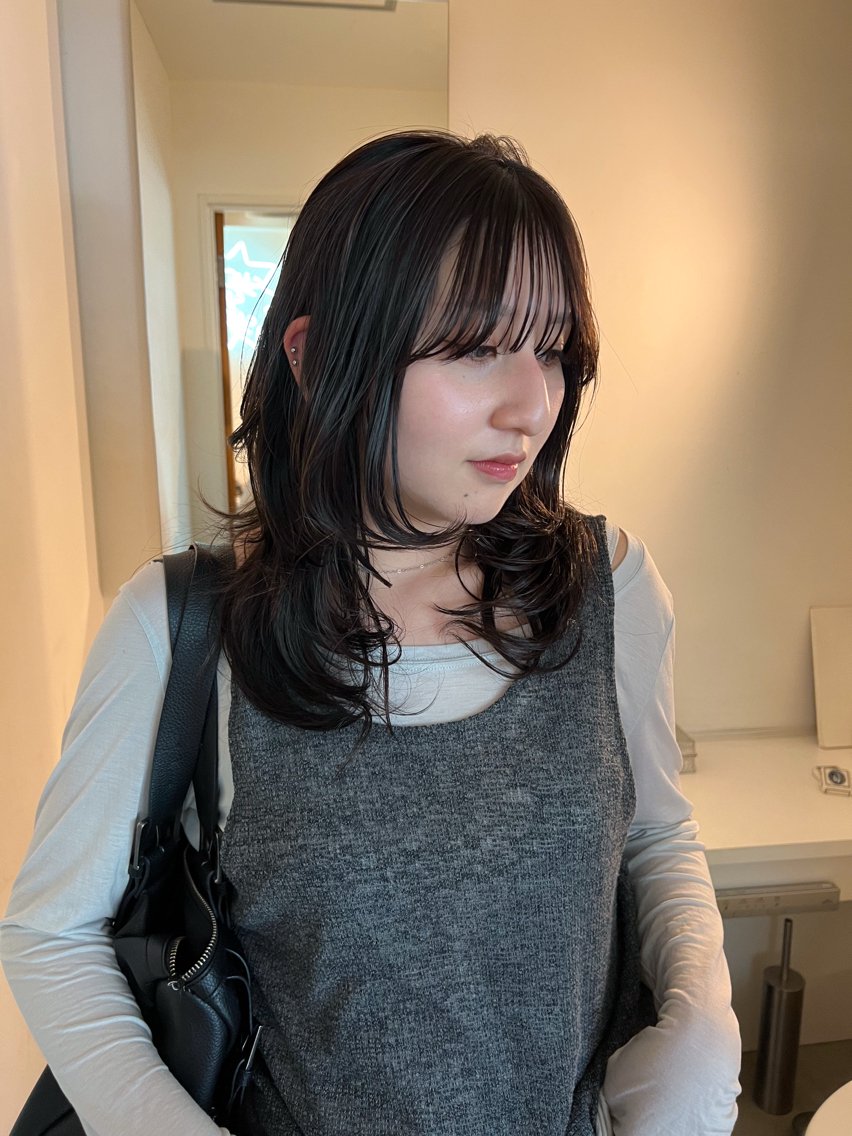 ミディアム カラー グレージュ オリーブグレージュ オリーブグレー カット ヘアカラー トリートメント kotoko 透け感カラーのヘアスタイル