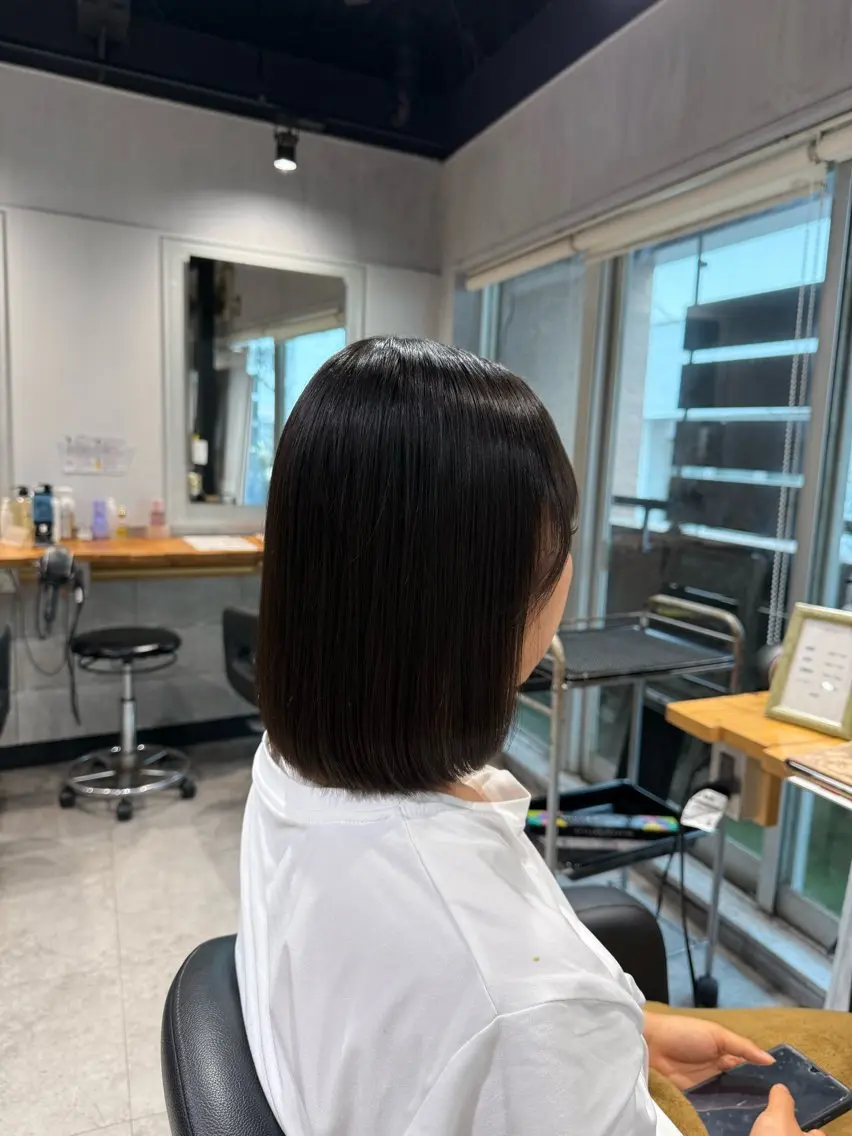 ショート カット 縮毛矯正 NANAMI🩵 大人可愛い韓国ヘアのヘアスタイル