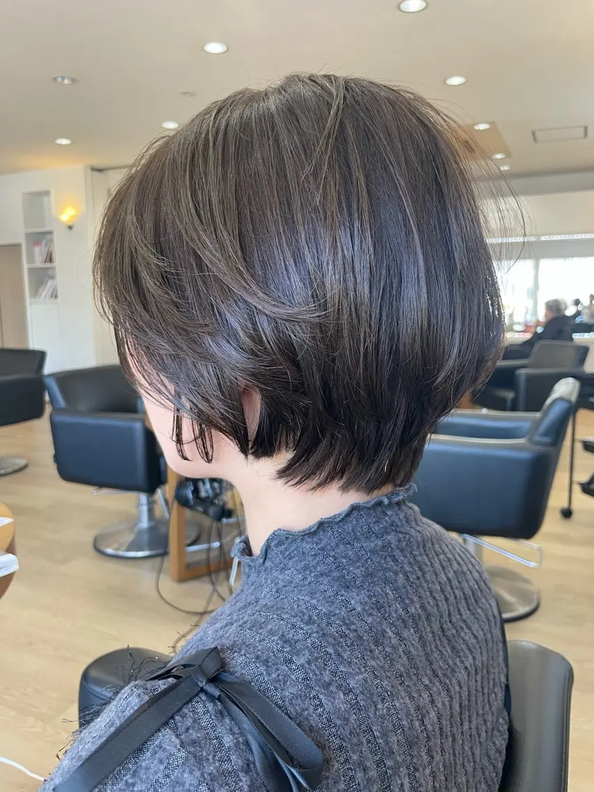 ショート カラー カット ヘアカラー トリートメント 小酒井 智洋のヘアスタイル
