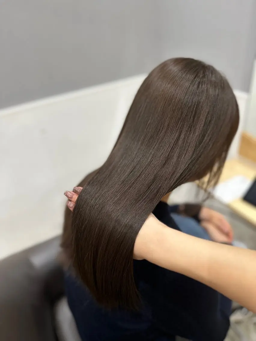 ミディアム ヘアカラー トリートメント miloc MOMOKAのヘアスタイル