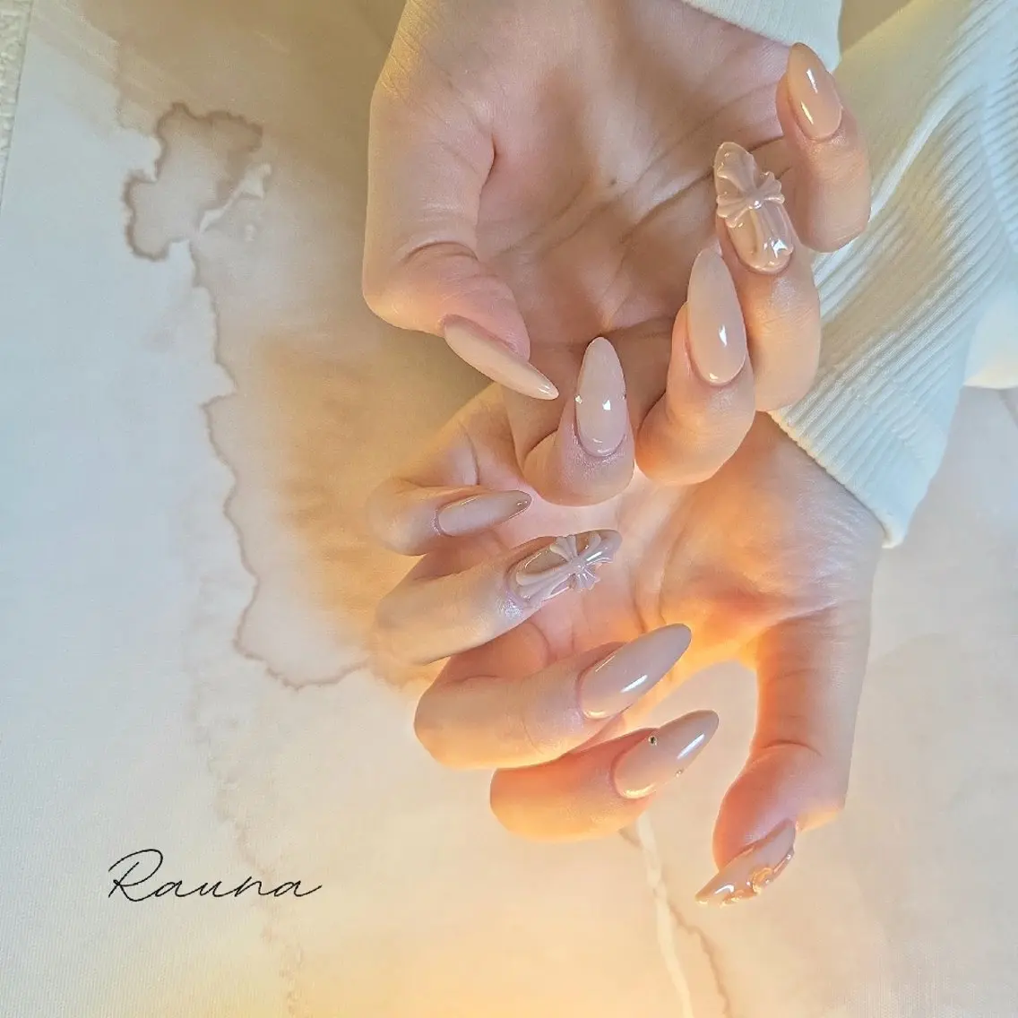 ネイル ハンドネイル Rauna nailsalon のネイルデザイン