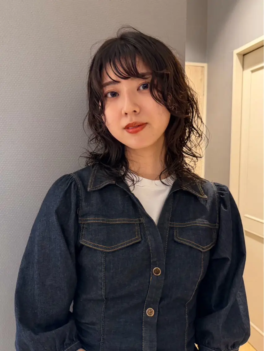 ミディアム ミディアムパーマ レイヤーカット カット パーマ balance.赤田 蒼空のヘアスタイル
