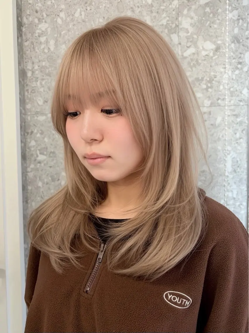 ミディアム カラー ヘアカラー トリートメント ハッシュカット&艶々 ハイトーン/ミワのヘアスタイル