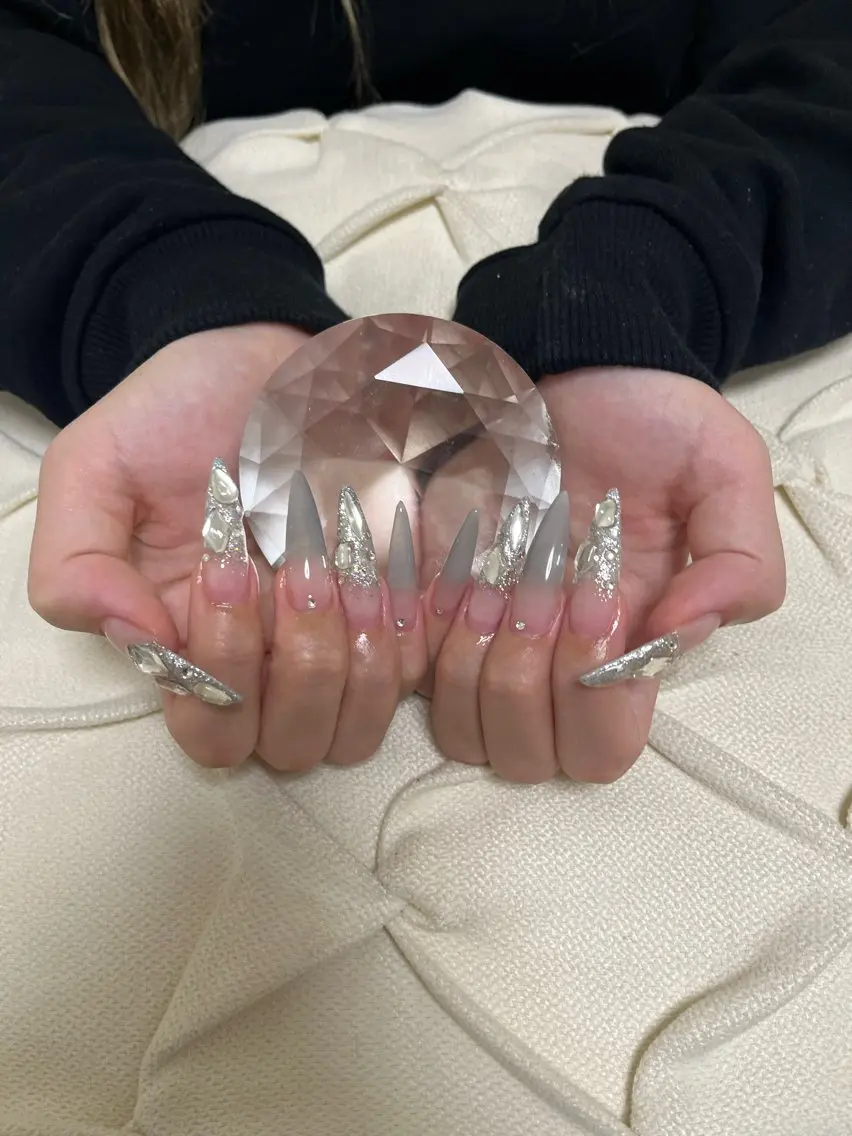 ネイル ハンドネイル nail.salon .Reversalのネイルデザイン