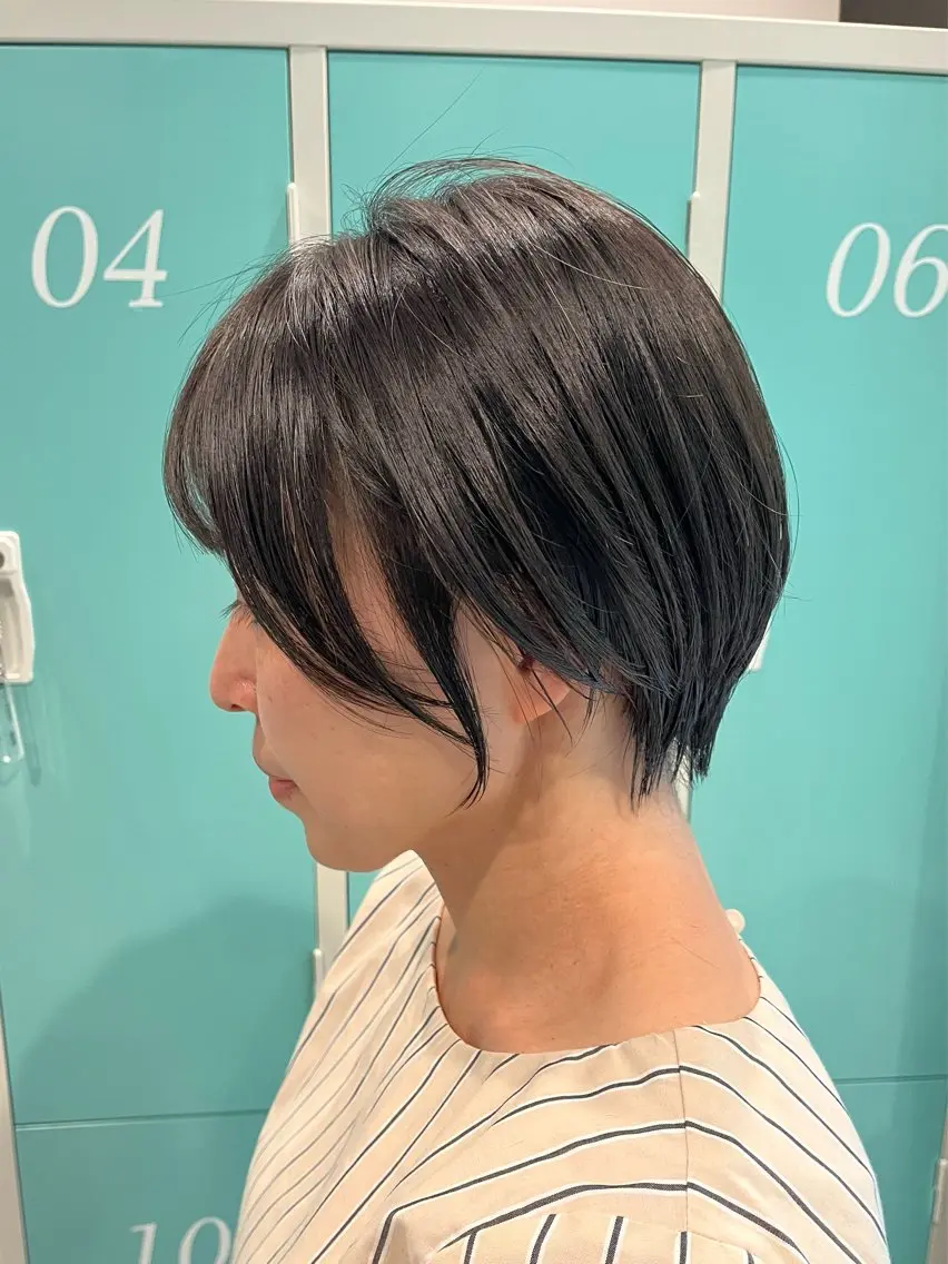 ショート ショートヘア Rena🦄顔まわり カット🤍✂️のヘアスタイル