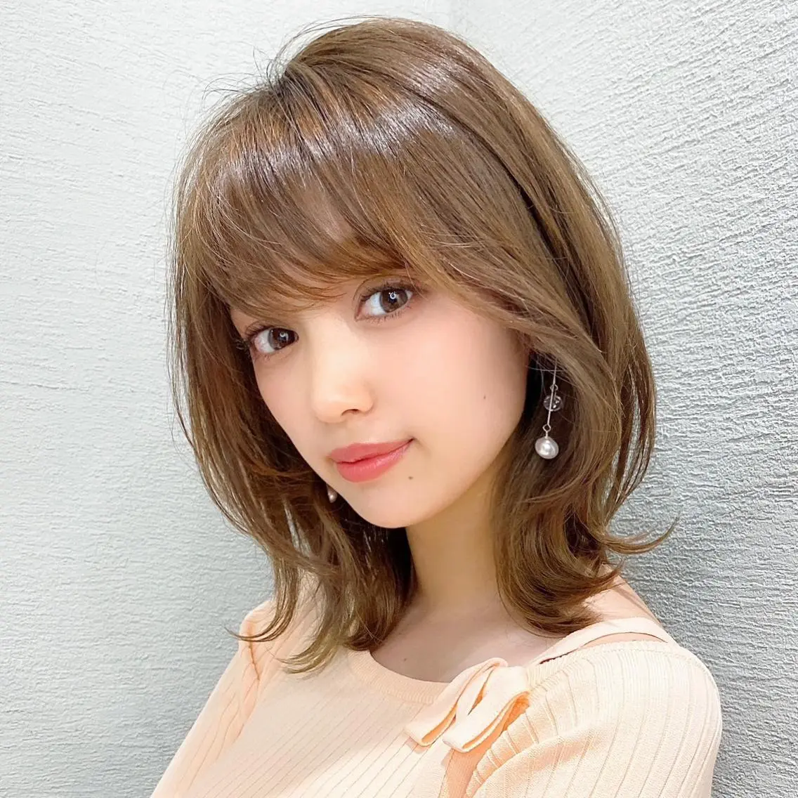 ミディアム カラー パーマ 小顔カット モテ髪×トレンド💕 小顔レイヤー 金井のヘアスタイル
