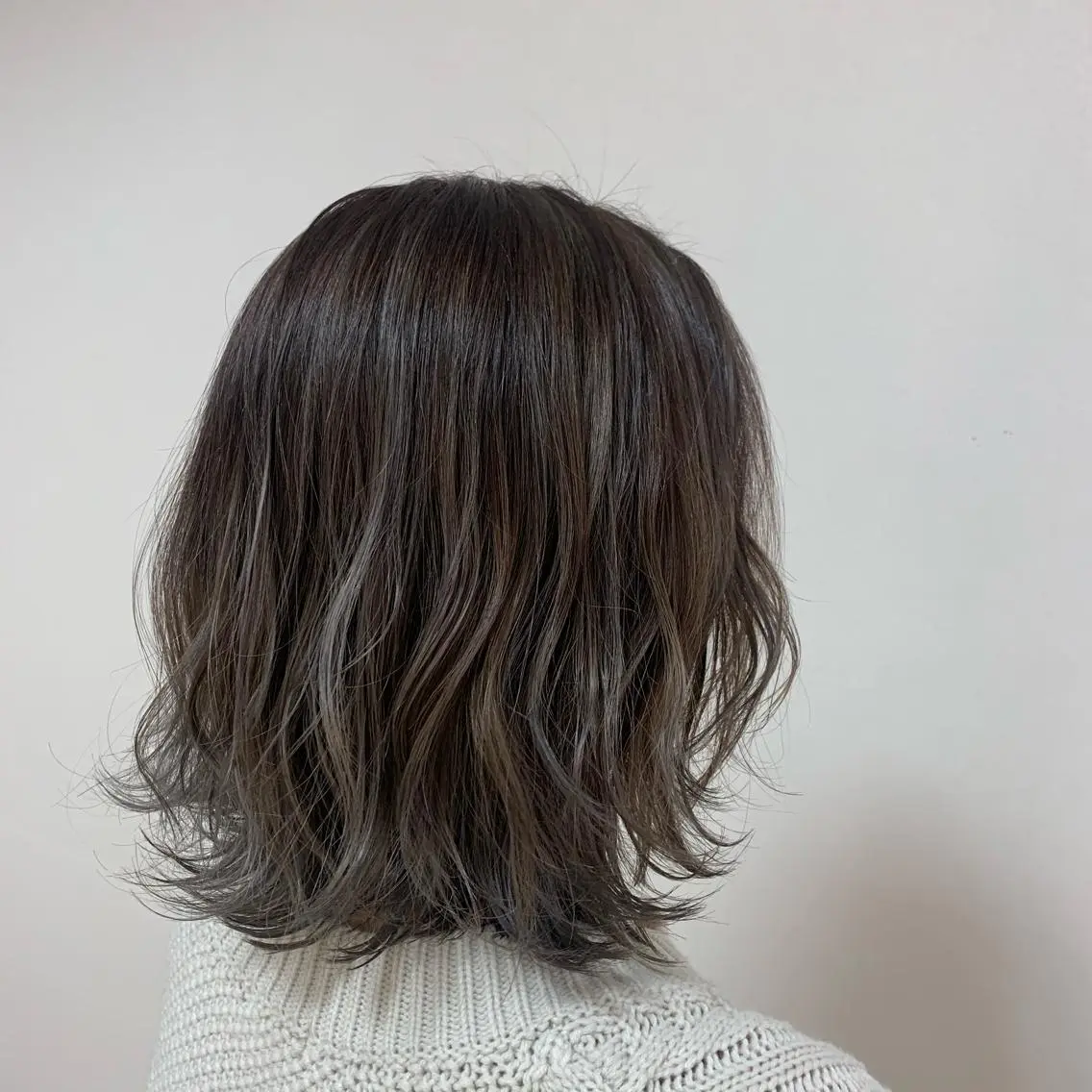ミディアム カラー ヘアアレンジ ヘアカラー トリートメント 【Sweep】おじま のぞみのヘアスタイル