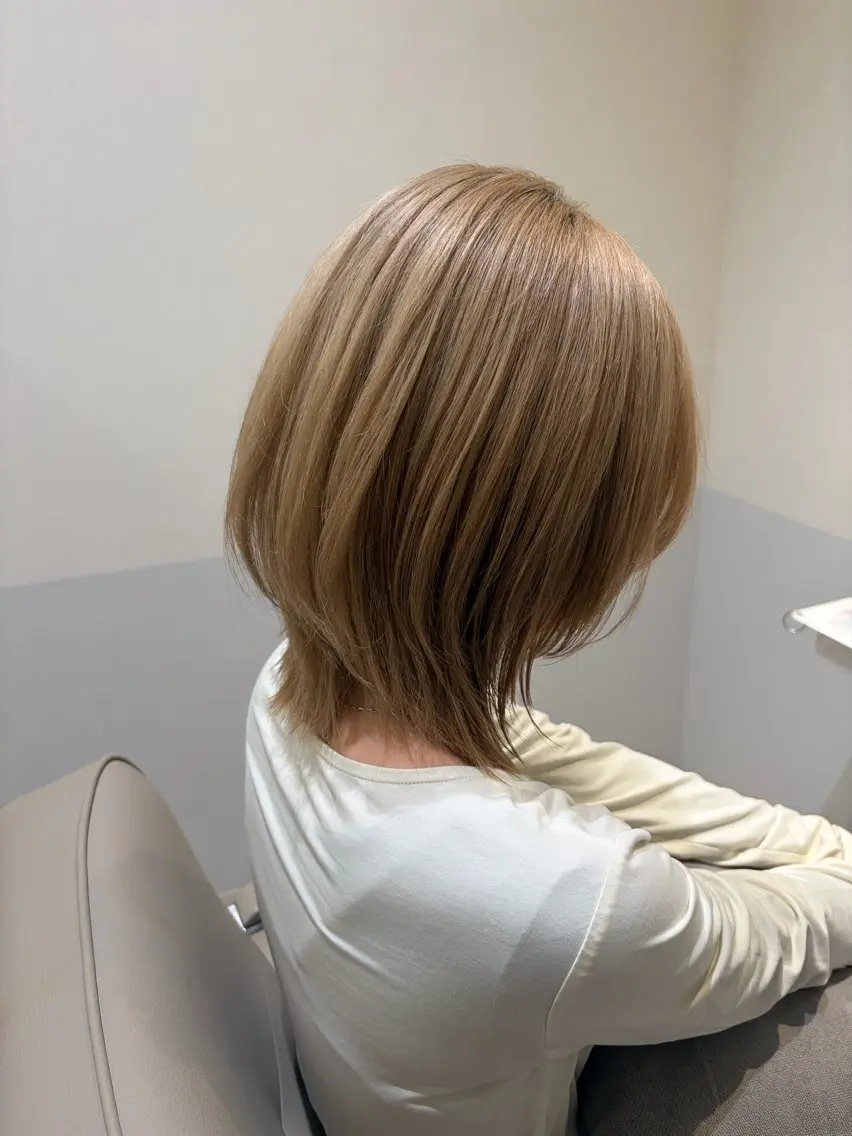 ショート ハッシュカット 韓国風ヘア カット ヘアカラー 韓国ヘア・カラー 🩵SHIZUKUのヘアスタイル