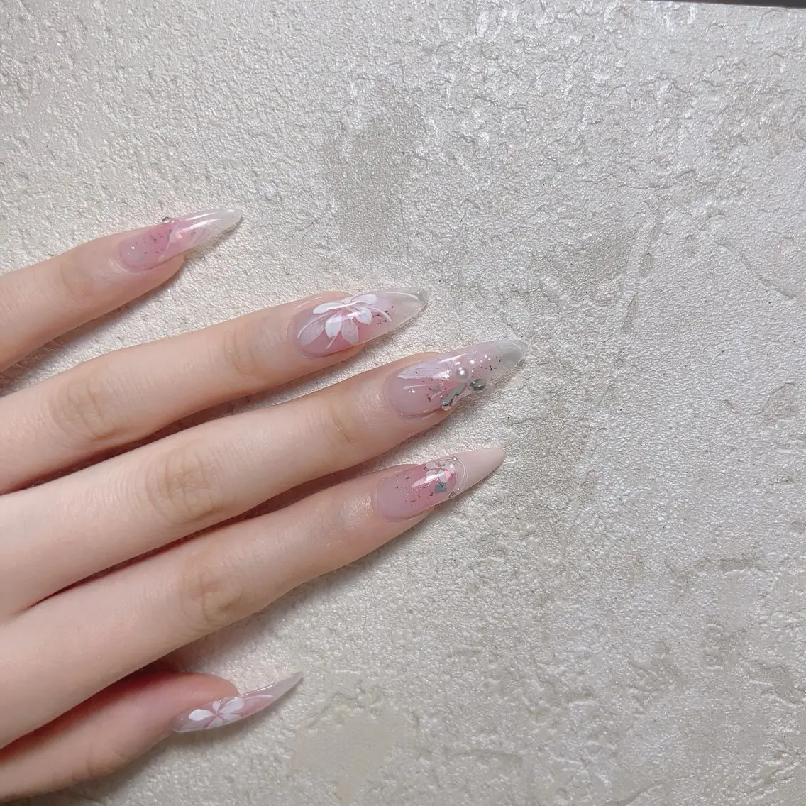 ネイル ハンドネイル ハンドケア 🎀Pink ピンク🎀のネイルデザイン