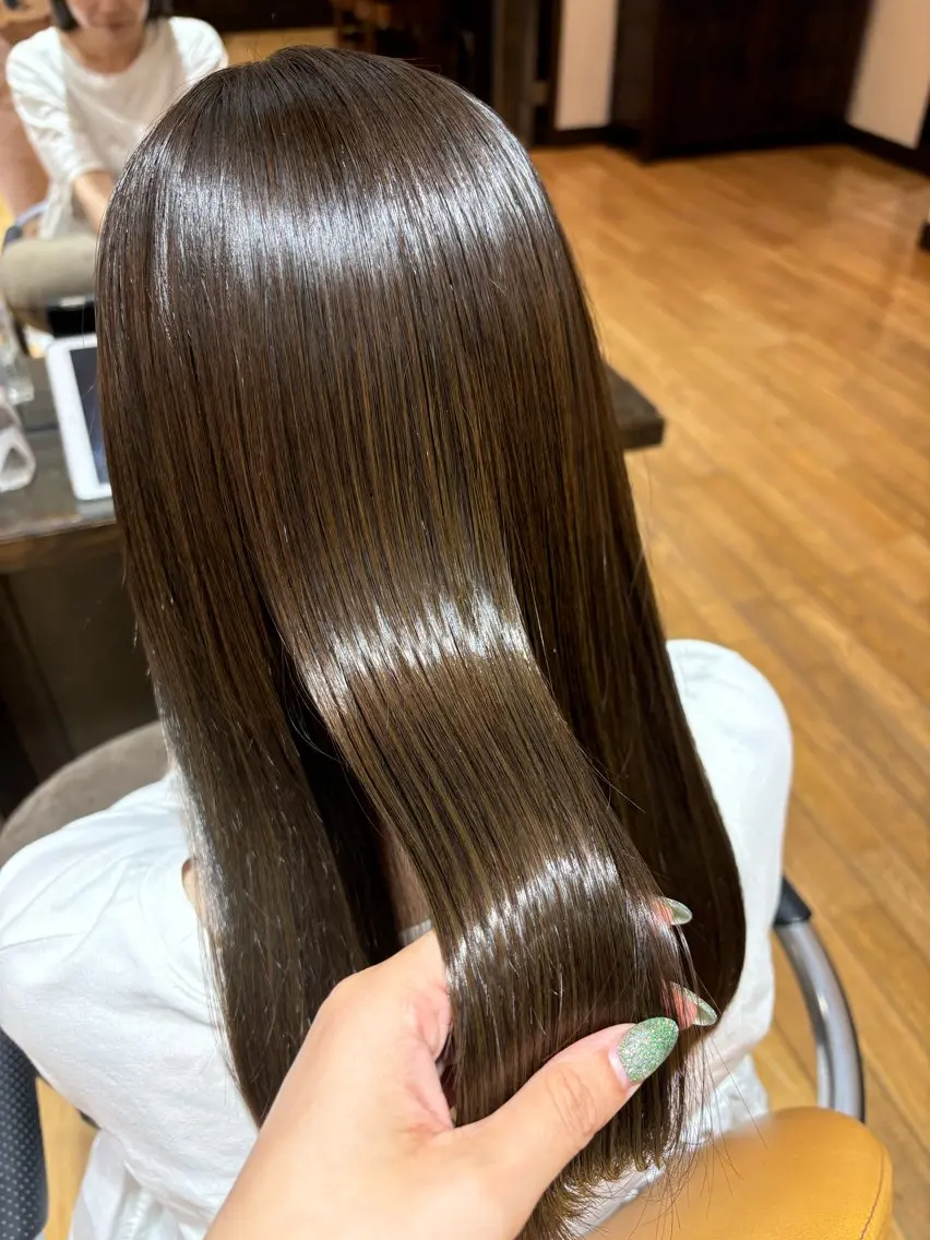 ロング トリートメント 優子/ 似合わせカットカラーのヘアスタイル