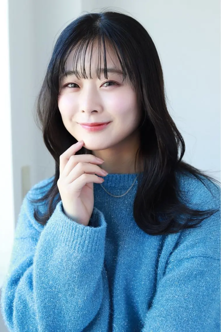 セミロング パーマ ヘアアレンジ 切りっぱなしボブ セミロングパーマ アッシュ ボブ 顔まわりレイヤー カット 縮毛矯正 ボブ顔周りレイヤー 艶髪髪質改善/篠本のヘアスタイル