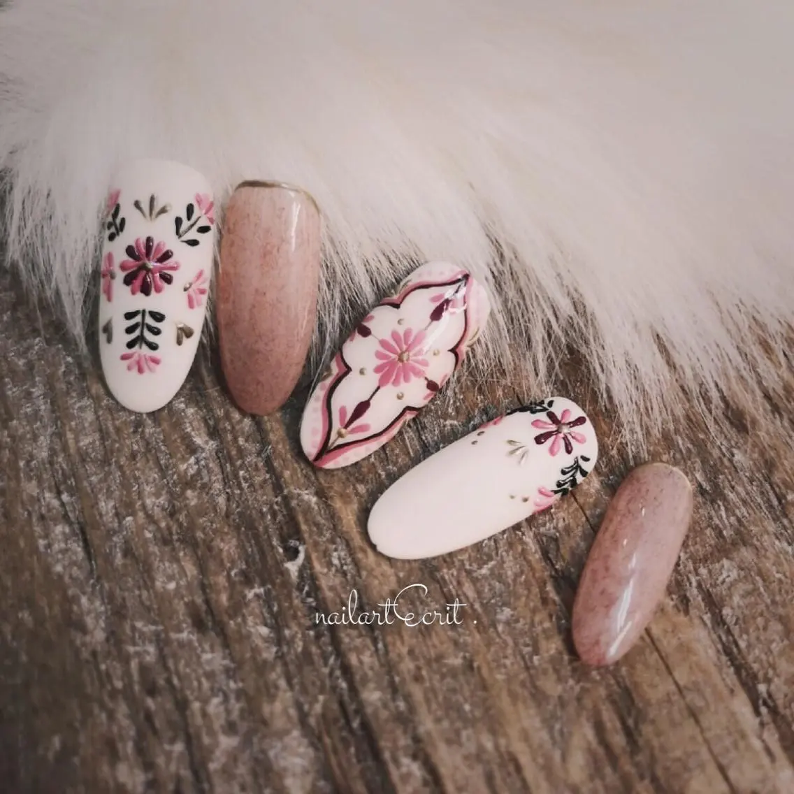 ネイル nailart ecritのネイルデザイン