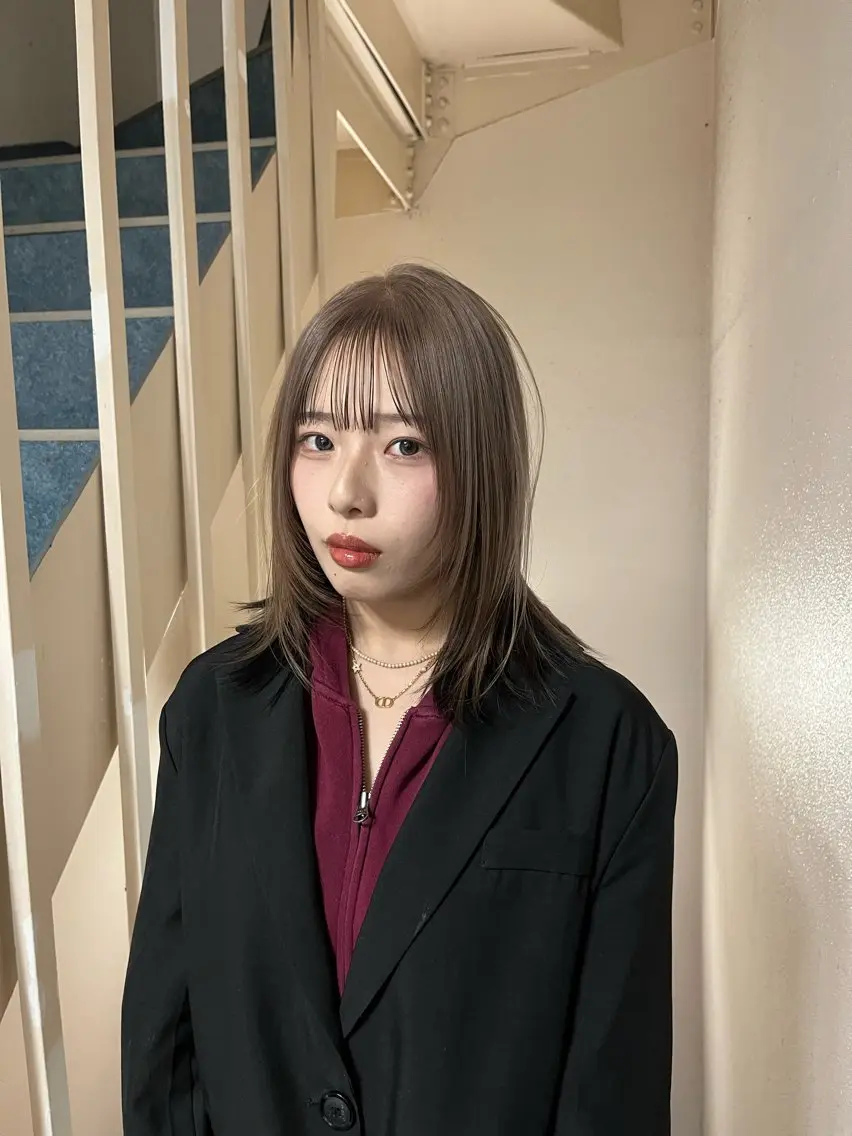 ミディアム みひろ mi_sr0221のヘアスタイル