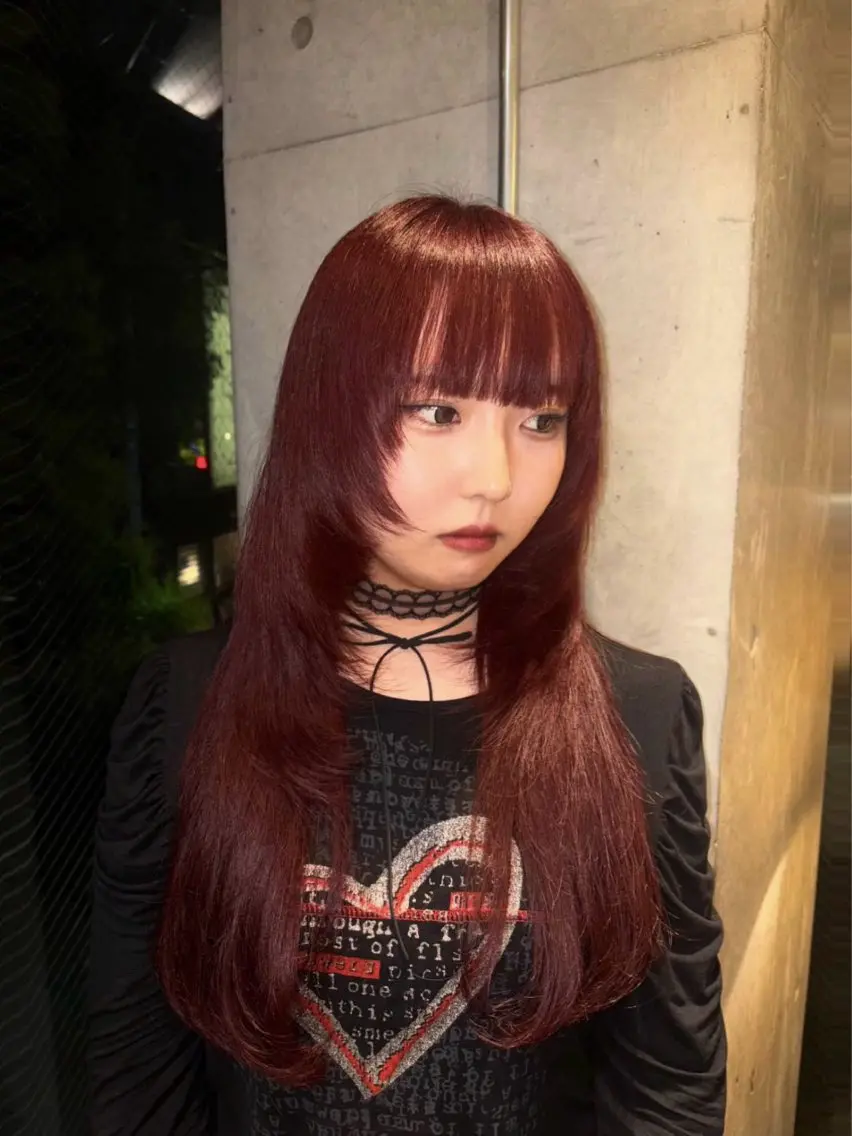 ロング レイヤーカット ヘアカラー ANDREY RISAのヘアスタイル