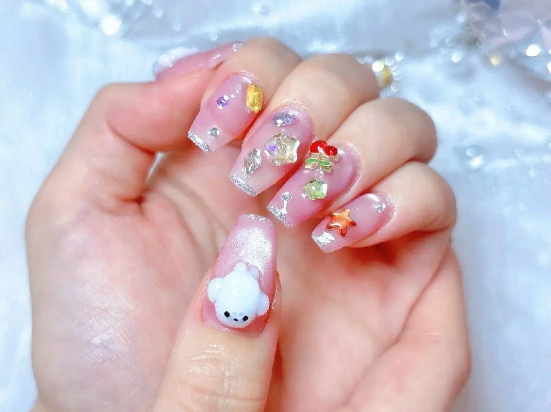 ネイル 長さ出し ジェルネイル キラキラネイル ラメ(グリッター) ニュアンスネイル Chouette Nailのネイルデザイン