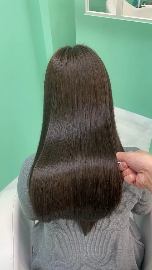 ロング カラー 髪質改善 ✨髪質改善✨美髪 矯正🫧小泉のヘアスタイル