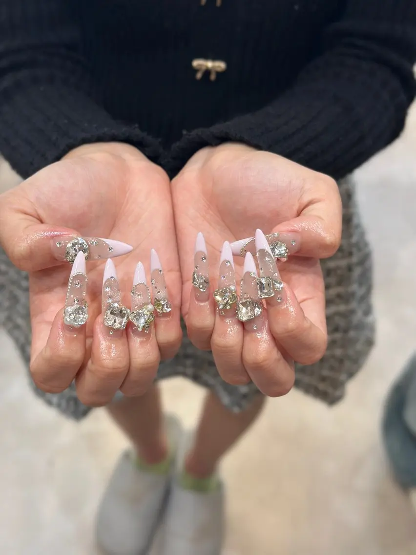 ネイル ジェルネイル 韓国ネイル 持ち込み シンプルネイル ワンホンネイル ハンドネイル 🎀Aura. Yurachanのネイルデザイン
