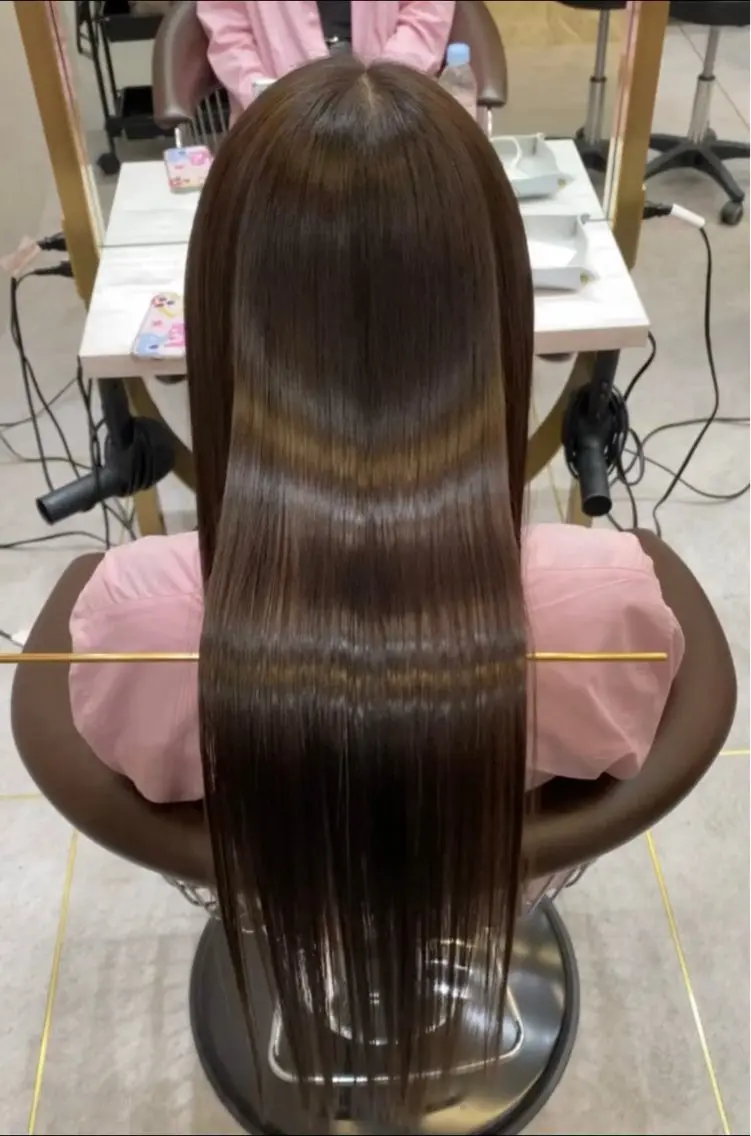 ロング パーマ 髪質改善 レイヤーカット 縮毛矯正 【博多髪質改善】 吉村　清志のヘアスタイル