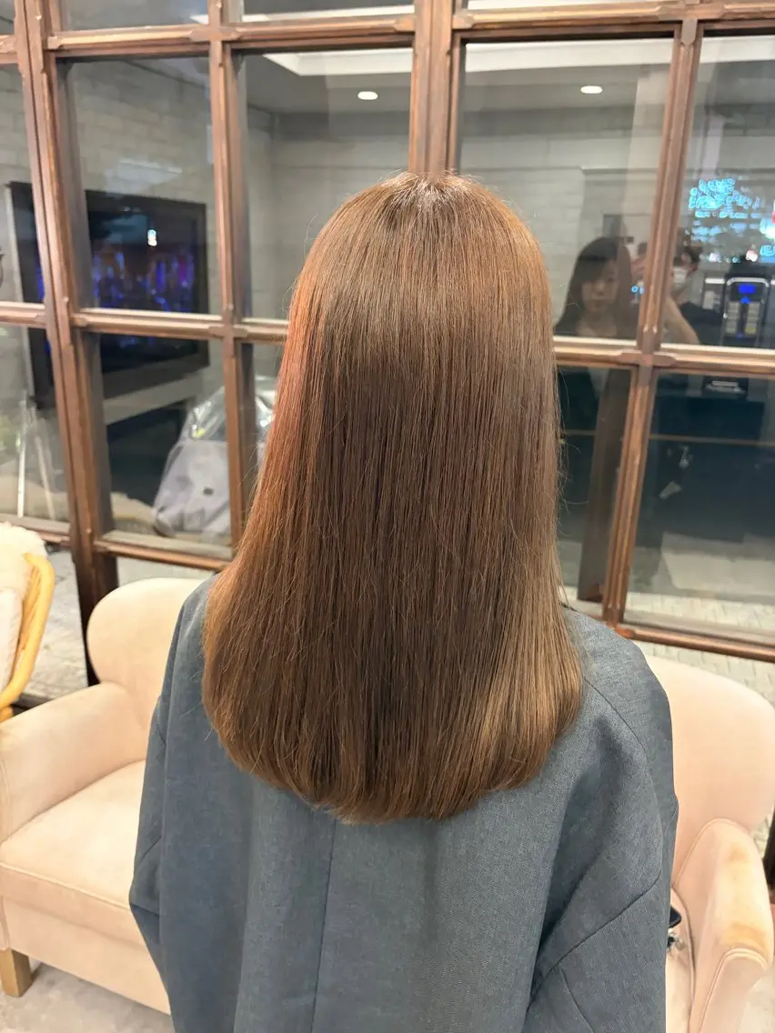セミロング AKITO /溝の口駅のヘアスタイル