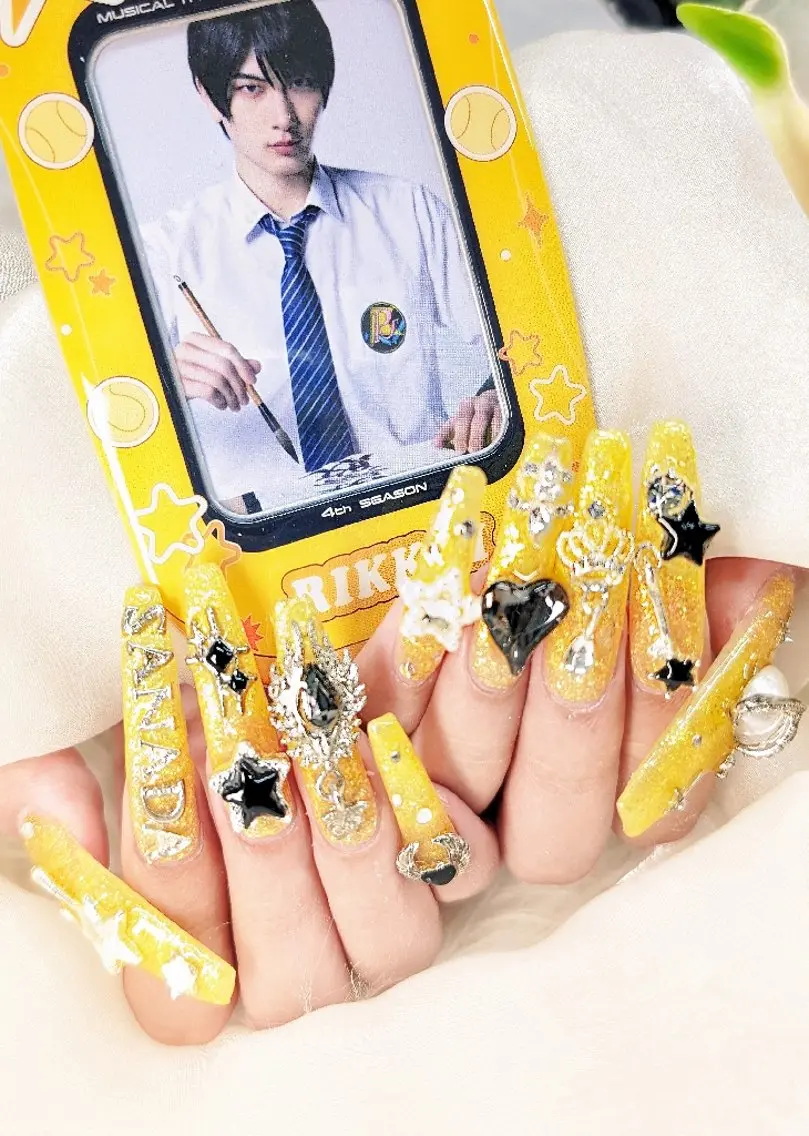 ネイル 長さ出し ジェルネイル キラキラネイル ラメ(グリッター) ニュアンスネイル Chouette Nailのネイルデザイン