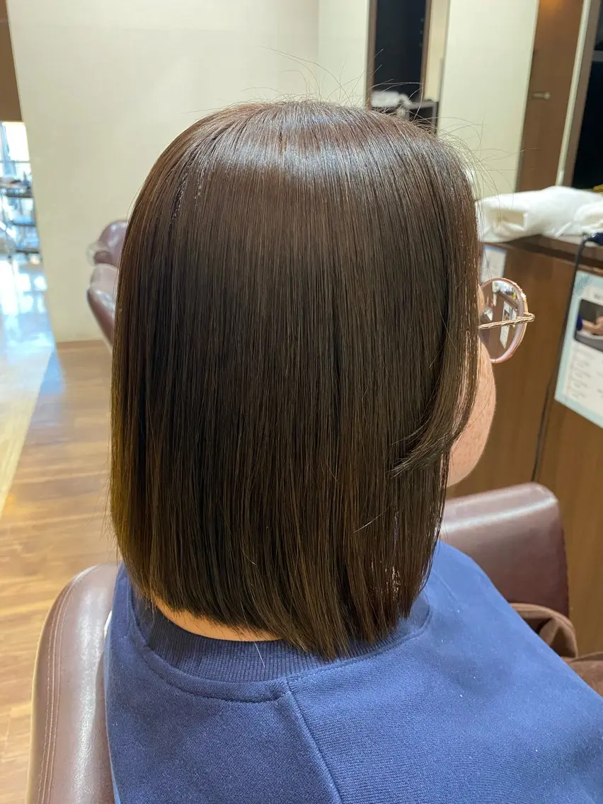ショート カラー ブリーチ ダブルカラー ブリーチなしカラー ボブ 仲井 充のヘアスタイル