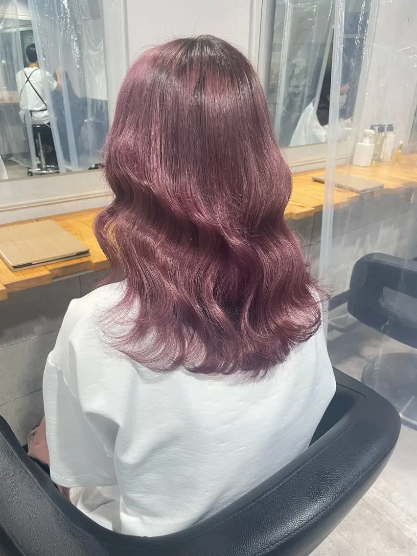 セミロング カラー ヘアカラー トリートメント ヘッドスパ 🦋ハイトーンボブ ショート🦋トシキのヘアスタイル