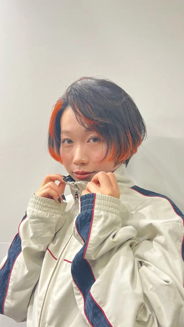 カラー ブリーチ デザインカラー オレンジ 仲川 礼のヘアスタイル