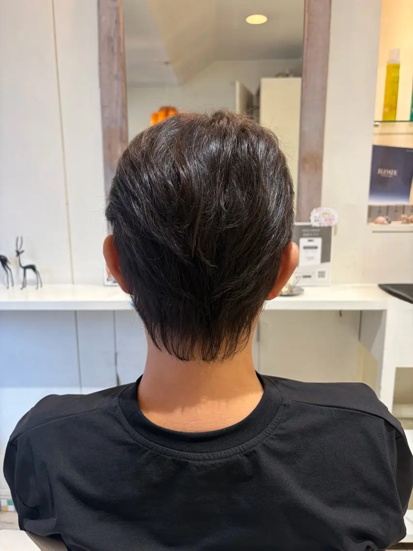 メンズ カット ヘアカラー NICCOLO室見 Erinaのヘアスタイル