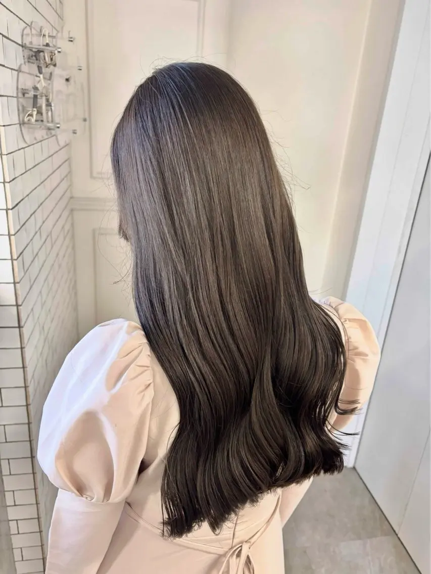 ロング カラー カット ヘアカラー トリートメント 透明感・暗髪 梅田・増田のヘアスタイル