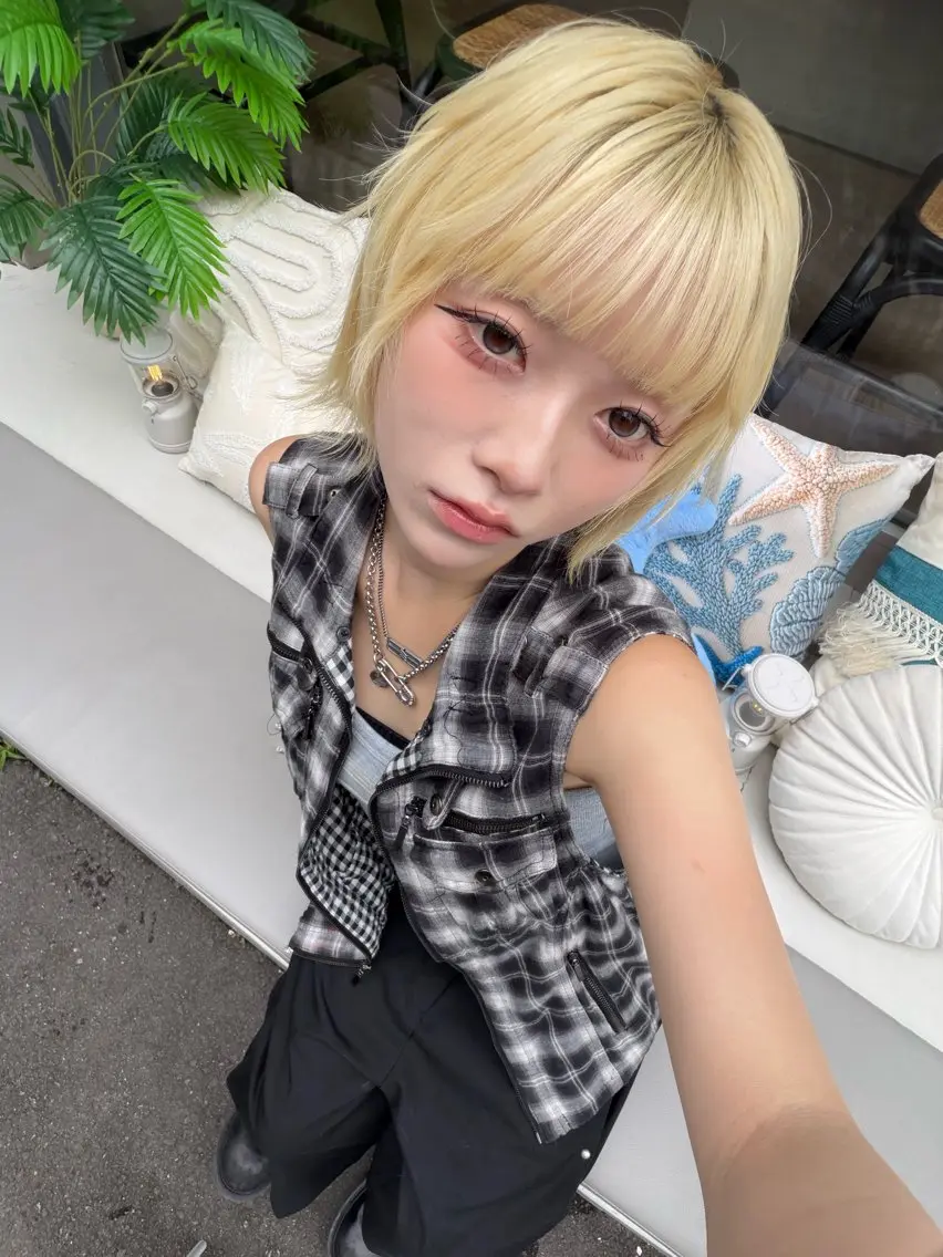 ショート カラー ショートボブ ブリーチ ブロンド ケアブリーチ 透明感カラー カット ヘアカラー 💎透明感カラー特化 💎TAISEIのヘアスタイル