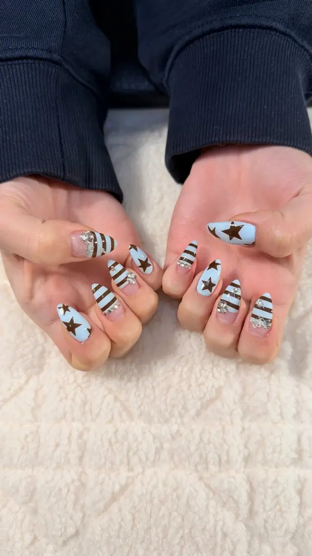 ネイル アートネイル ･:*+.✳︎˚✧₊ MAKI NAILのネイルデザイン