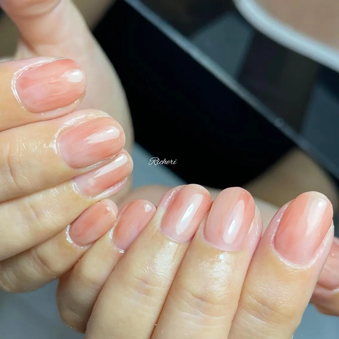 ミディアム ネイル 韓国風ヘア アートネイル フットネイル フレンチネイル ジェルネイル richeri beautyのネイルデザイン