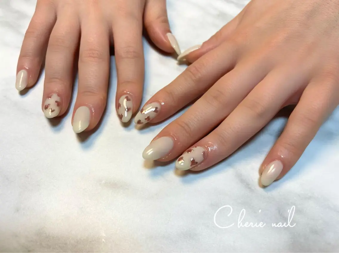 ネイル ハート ミラーネイル Cherienail yunaのネイルデザイン