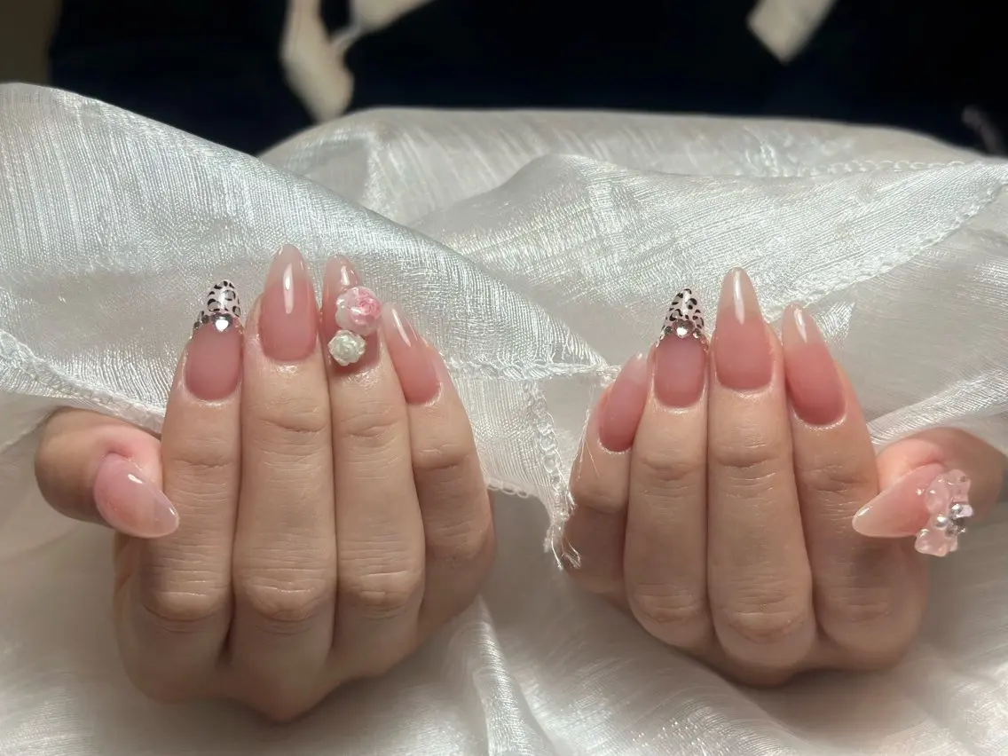 ネイル アートネイル 成人式 ジェルネイル ニュアンスネイル 夏ネイル NIE NAIL Luxeのネイルデザイン