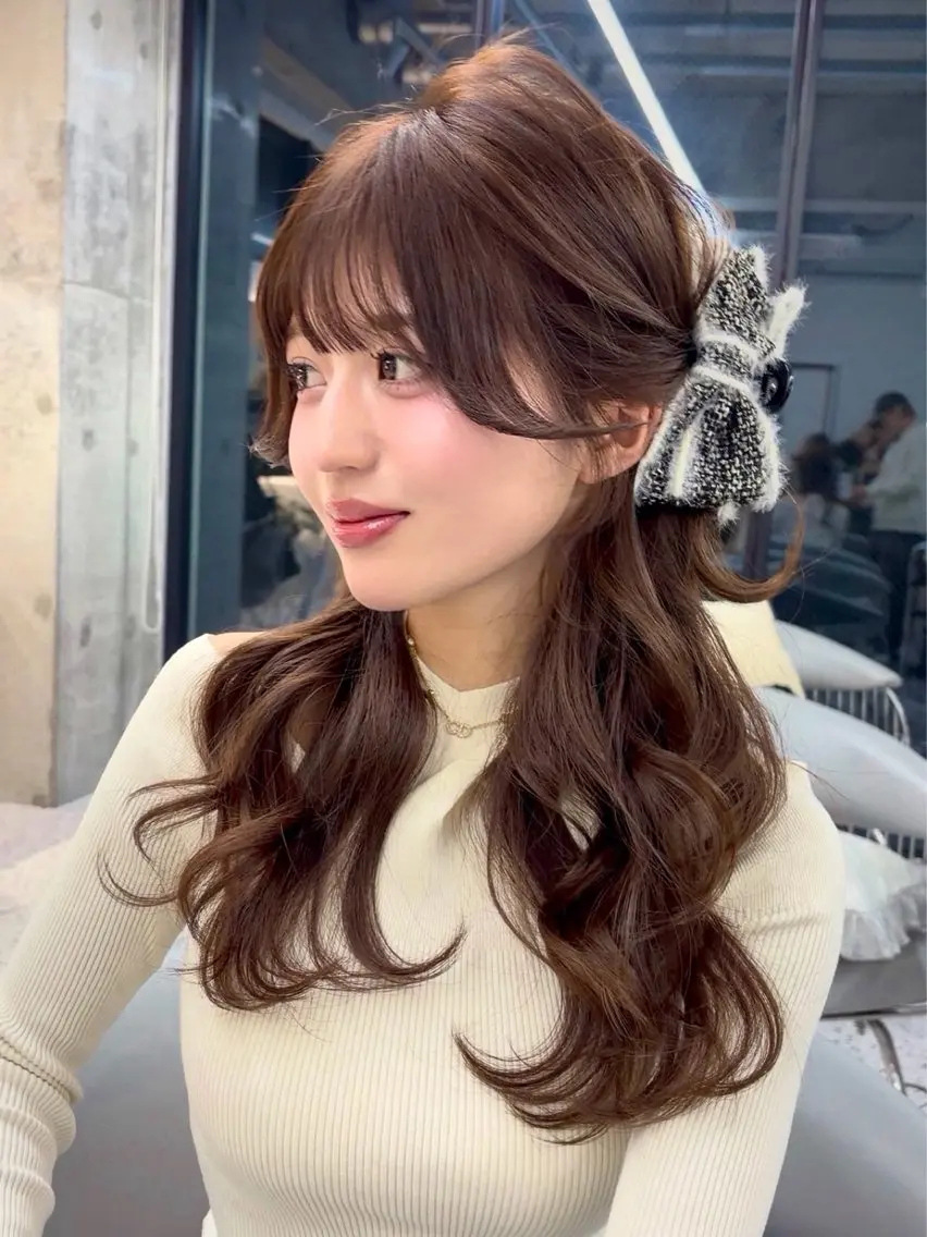 ミディアム カラー ヘアアレンジ カット ヘアカラー トリートメント レイヤー/ヘアセット 赤み消し/はるかのヘアスタイル