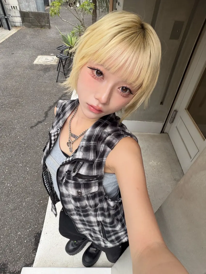 ショート カラー ショートボブ ブリーチ ブロンド ケアブリーチ 透明感カラー カット ヘアカラー 💎透明感カラー特化 💎TAISEIのヘアスタイル