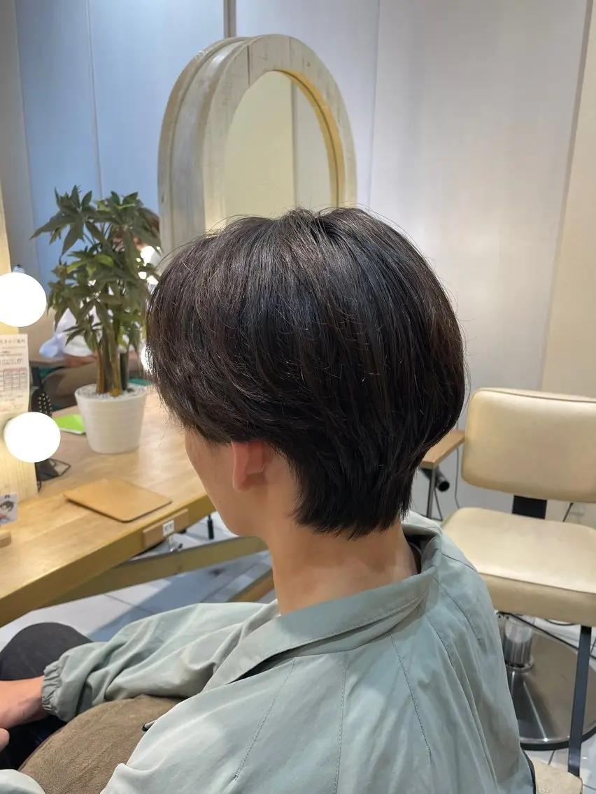 ミディアム パーマ メンズ カット 縮毛矯正 本厚木｜縮毛矯正/ 髪質改善/専門サロンのヘアスタイル