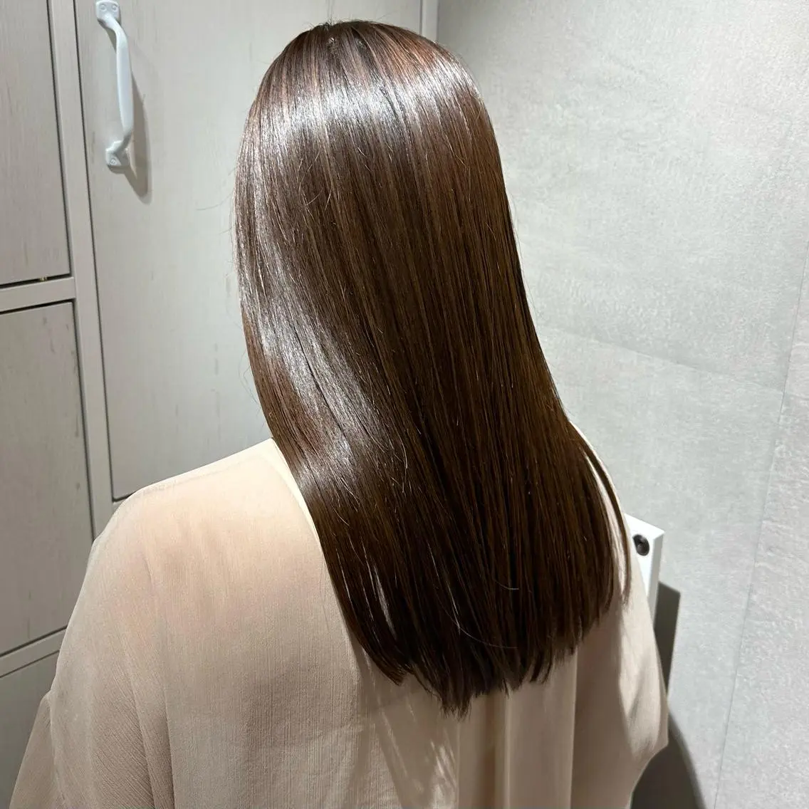 ロング カラー ヘアカラー トリートメント 髪質改善 イオリのヘアスタイル